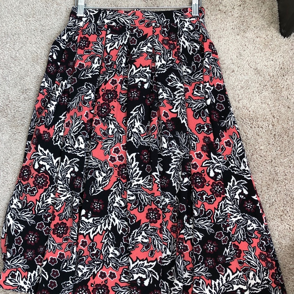 Midi skirt